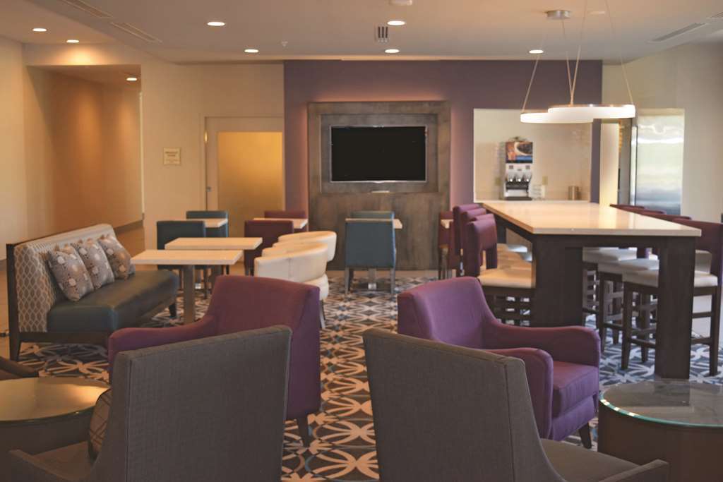 Hotel La Quinta By Wyndham York Servizi foto
