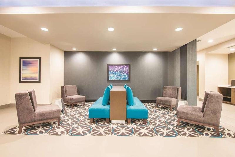 Hotel La Quinta By Wyndham York Esterno foto